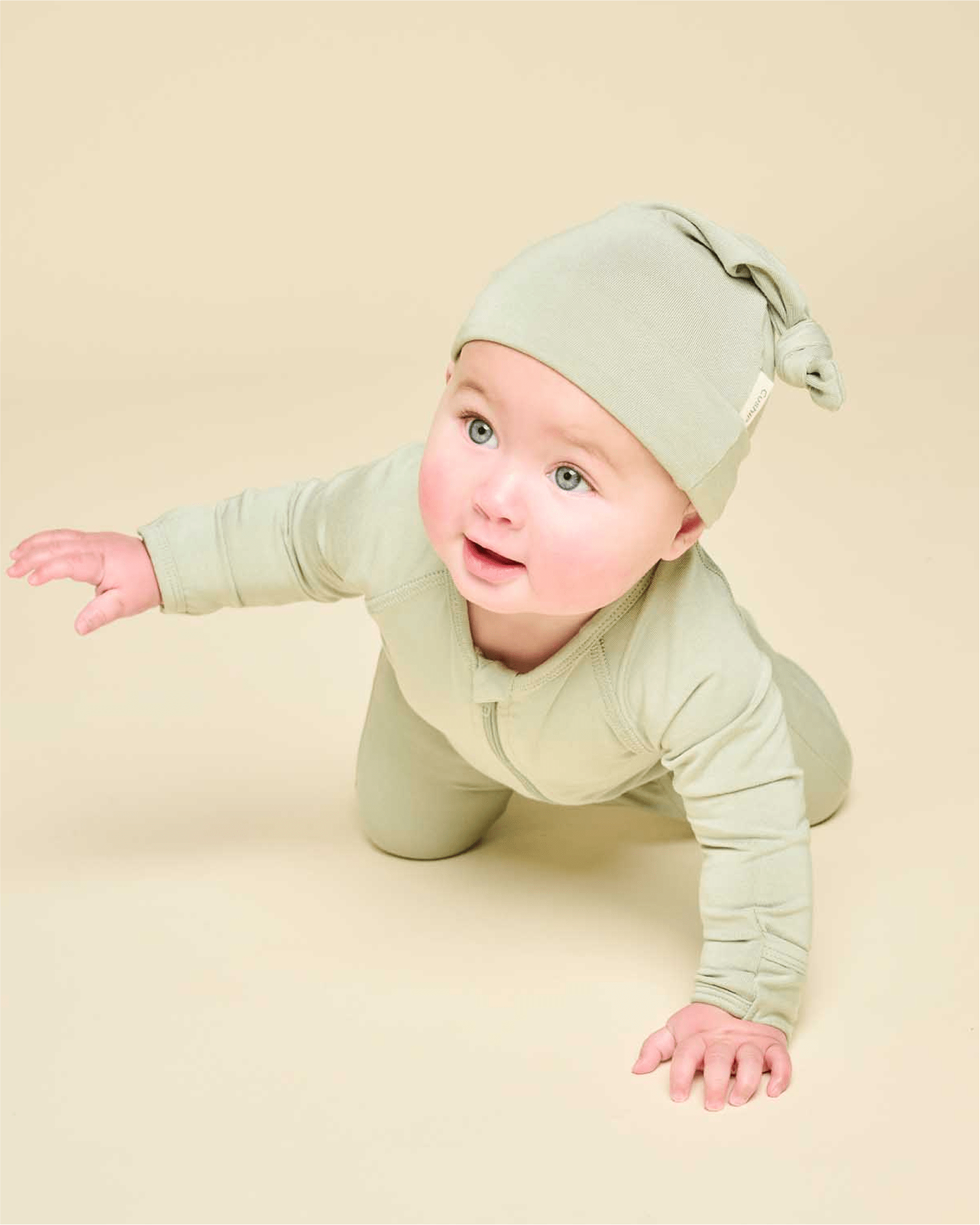 Cushii  Cushii Softluxe Zip Footie - Sage