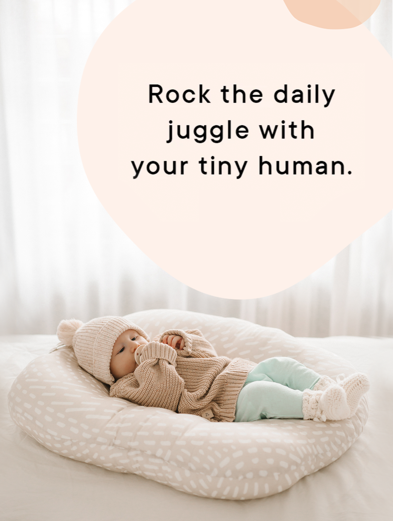 cushii lounger - lightweight and portable baby lounger