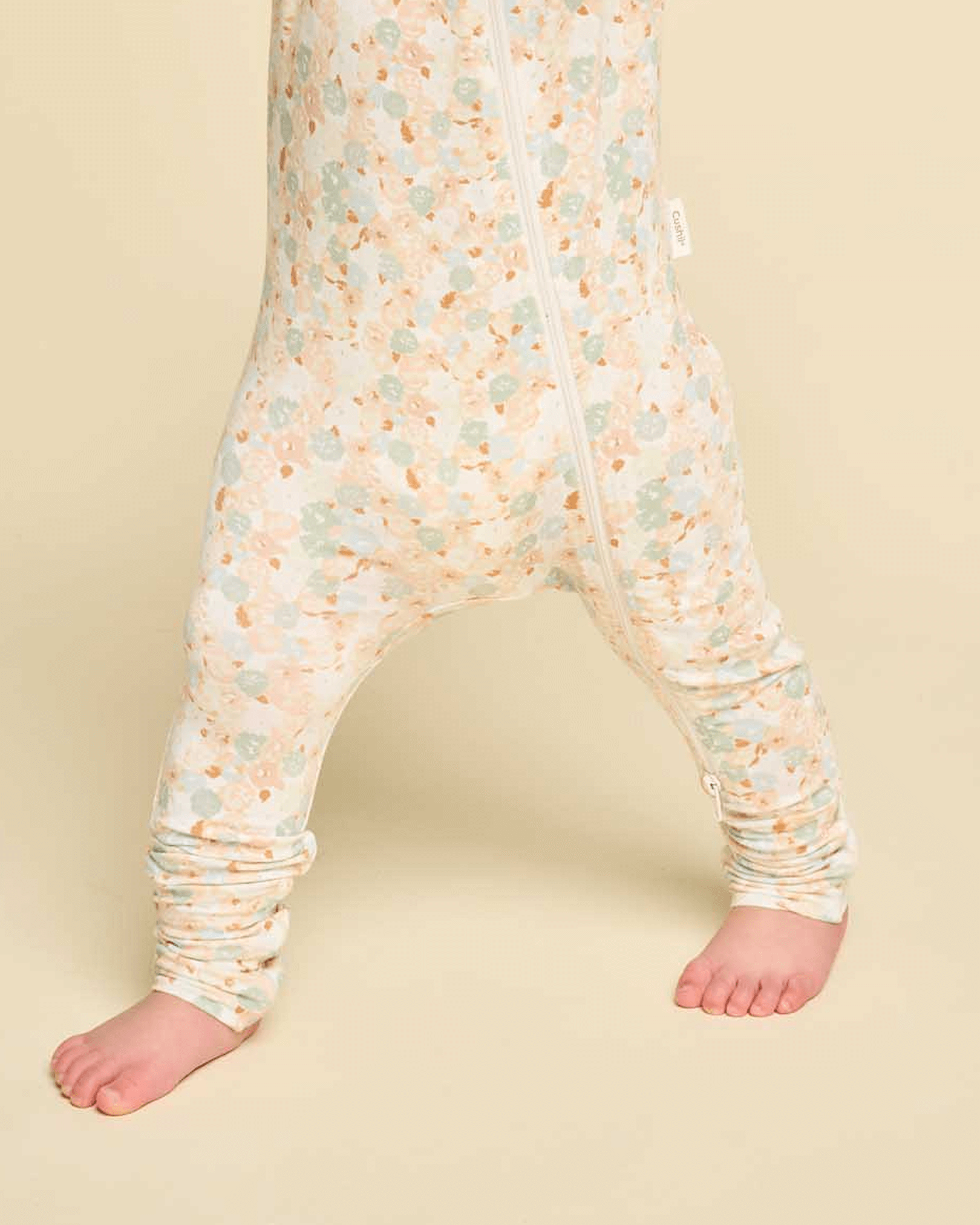 Cushii Cushii Softluxe Zip Onesie - Floral