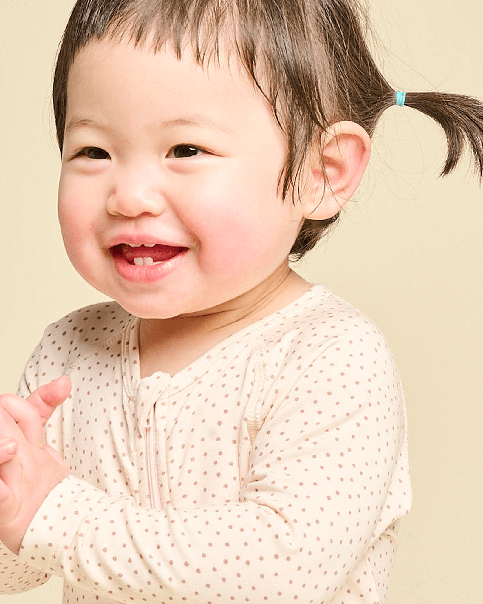 Cushii Cushii Softluxe Zip Onesie - Oat Dots