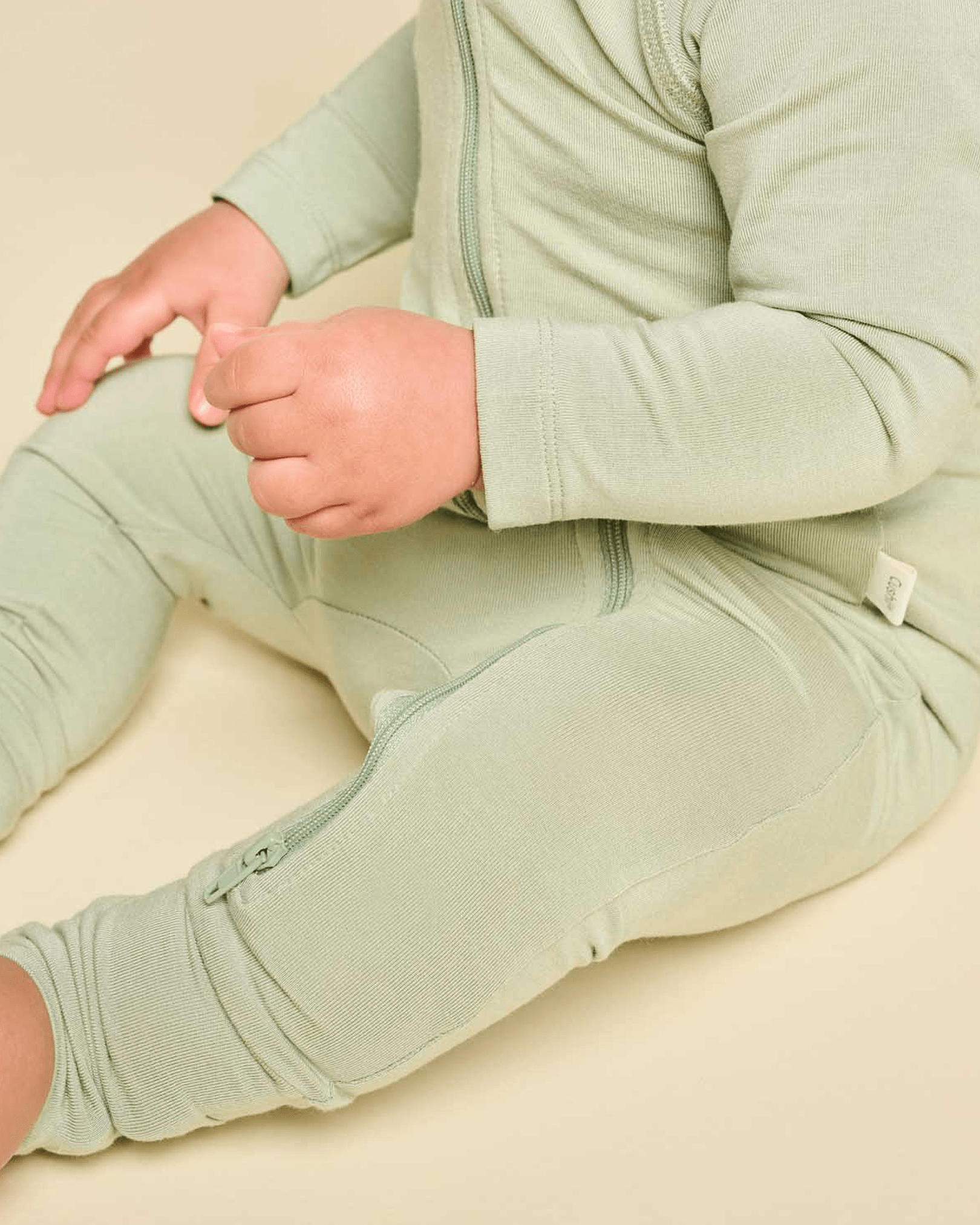 Cushii  Cushii Softluxe Zip Onesie - Sage