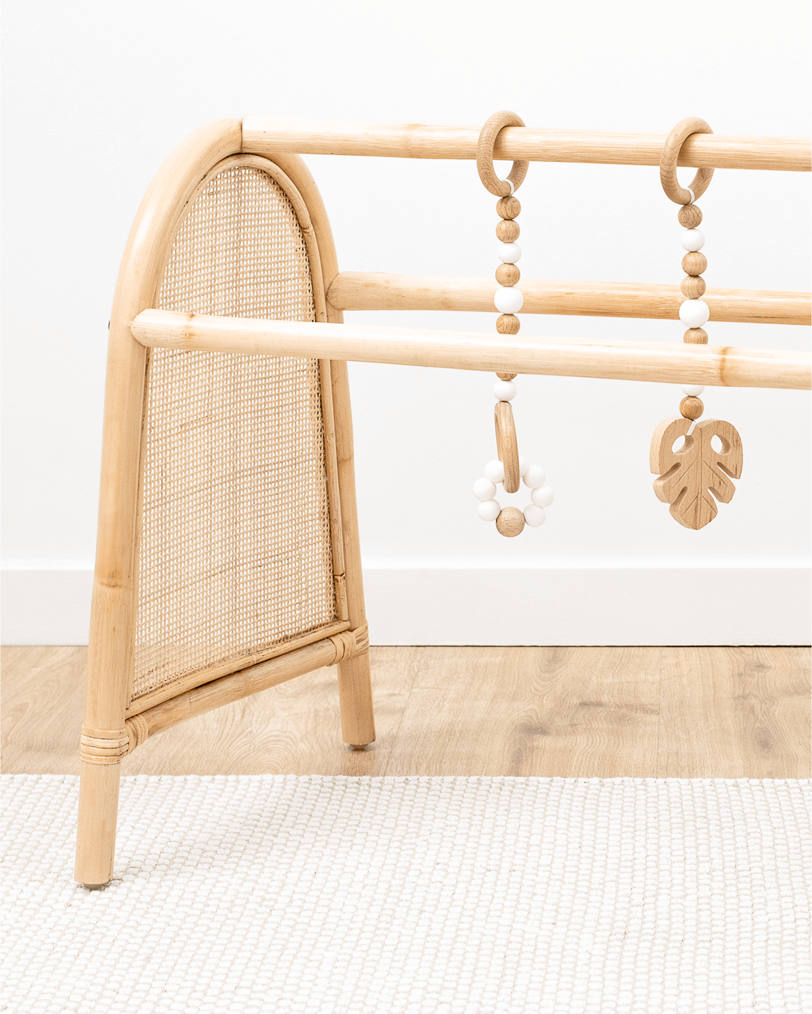 Cushii Wood Pendant Hanging Toys