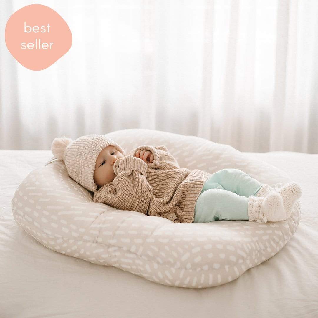 Cushii® - A lightweight, portable baby lounger